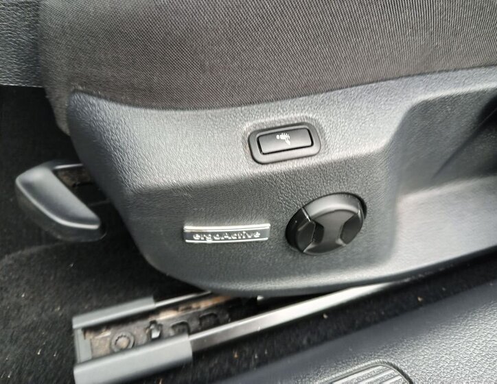 Volkswagen Golf Kombi 1,5 l 110 kw