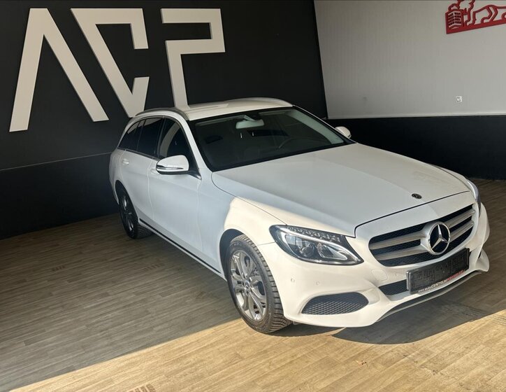 Mercedes-Benz Třídy C Kombi 2,1 l 125 kw