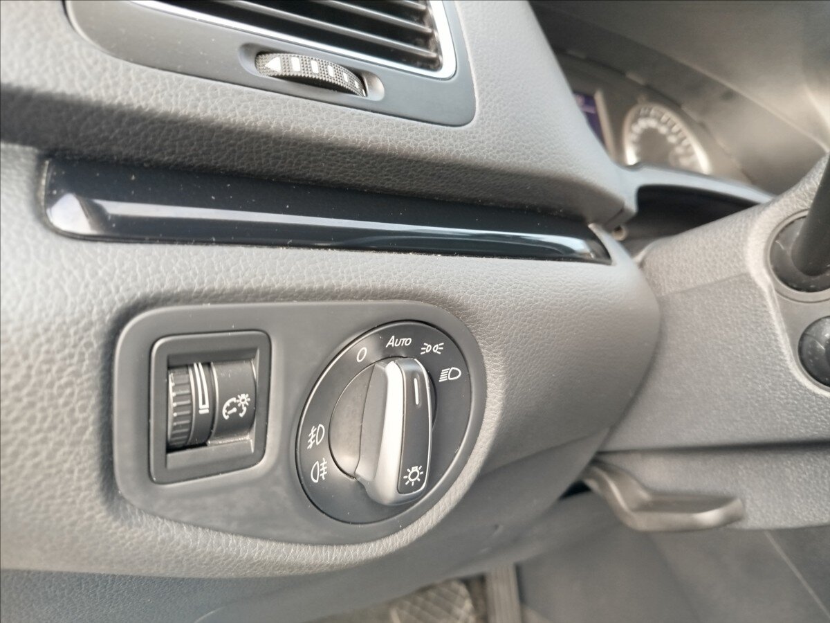 Seat Alhambra MPV 2,0 l 135 kw