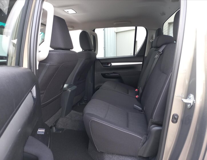 Toyota Hilux Pick-up 2,8 l 150 kw