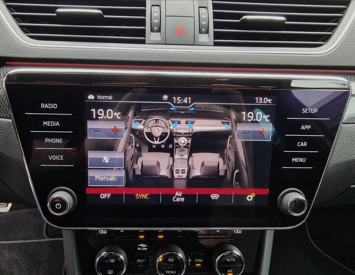 Škoda Superb Kombi 2,0 l 110 kw