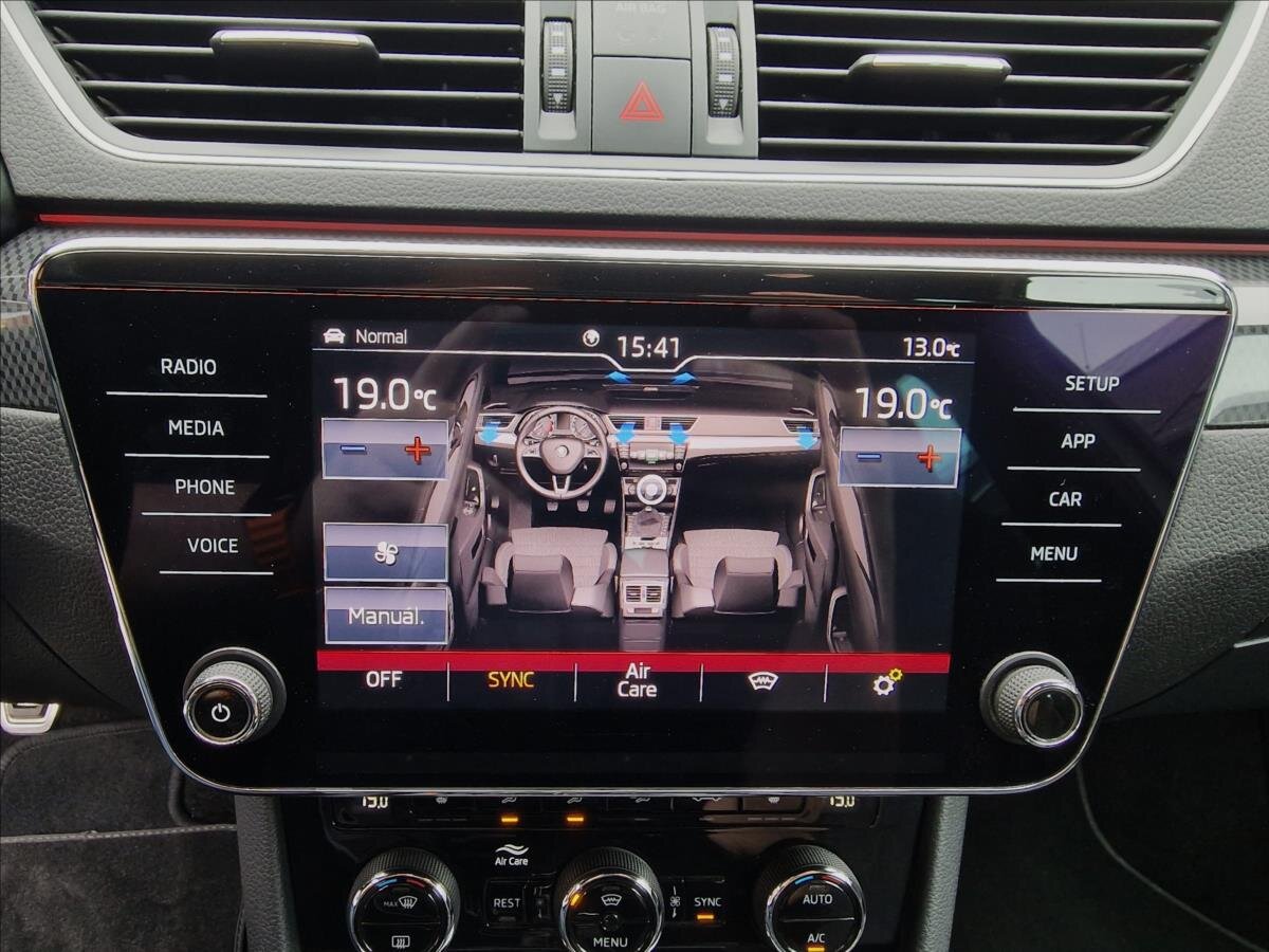 Škoda Superb Kombi 2,0 l 110 kw