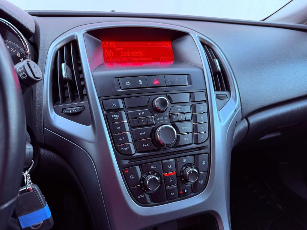 Opel Astra Hatchback 1,4 l 74 kw