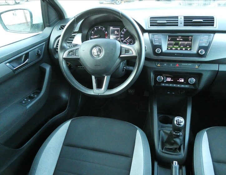 Škoda Fabia Hatchback 999,0 55 kw