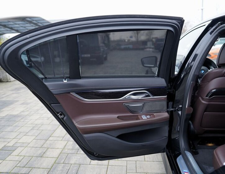 BMW Řada 7 Sedan 3,0 l 250 kw