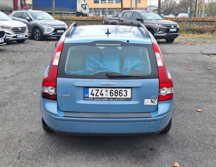 Volvo V50 5