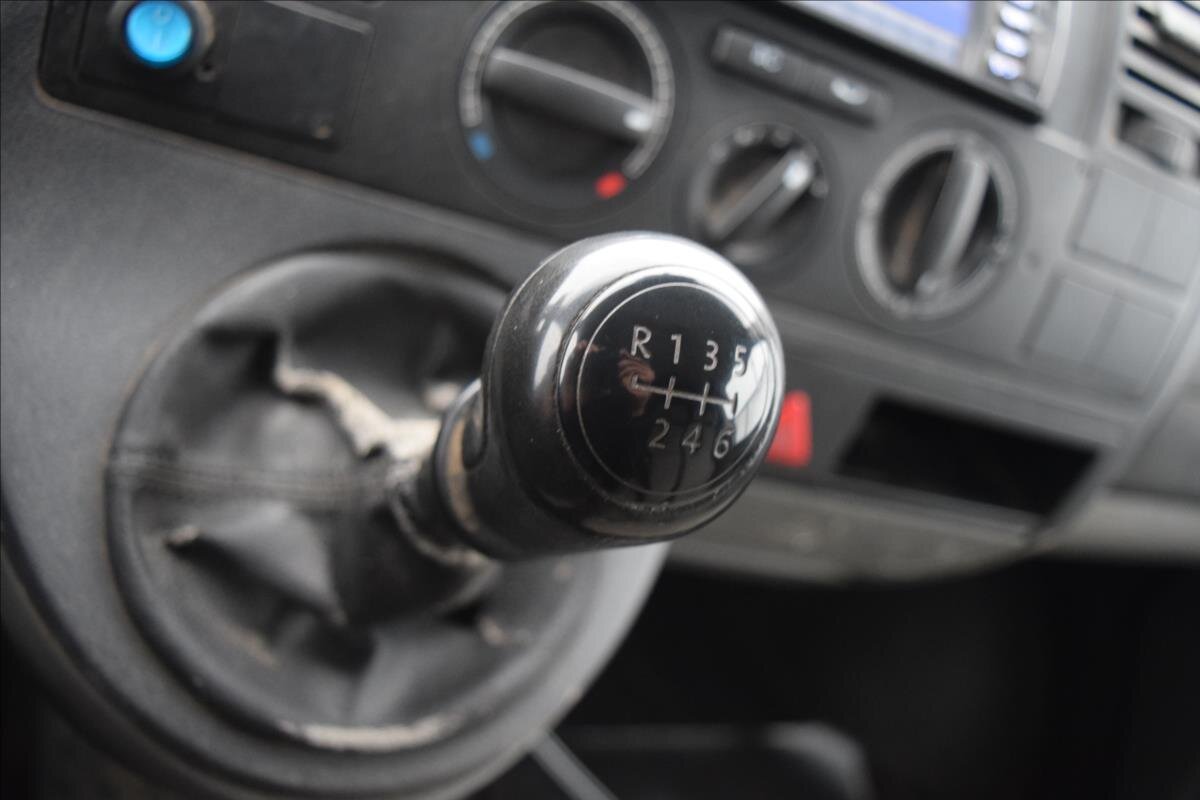 Volkswagen Transporter Kombi 2,5 l 96 kw