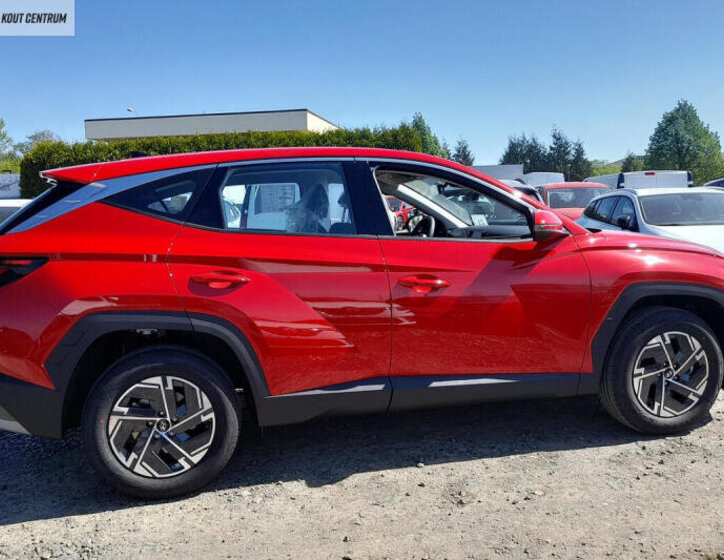 Hyundai Tucson SUV 1,6 l 110 kw