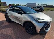 Toyota C-HR 2