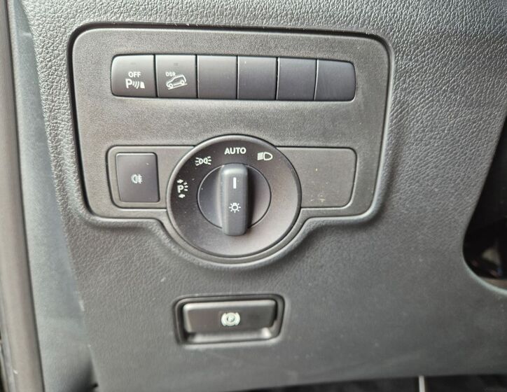 Mercedes-Benz Vito 15