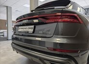 Audi Q8 Hatchback 3,0 l 250 kw