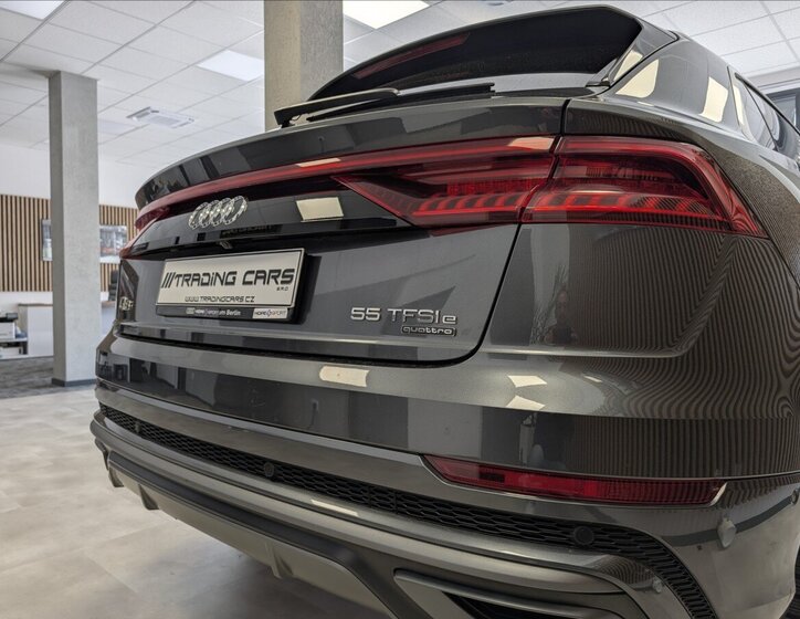 Audi Q8 Hatchback 3,0 l 250 kw