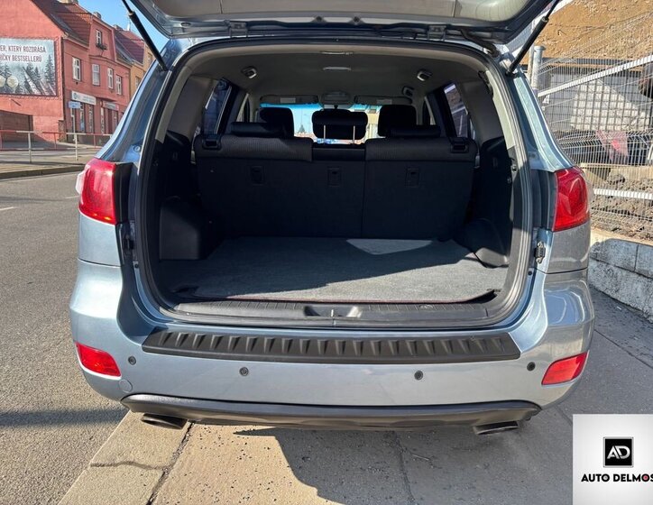 Hyundai Santa Fe SUV / Terénní 2,2 l 114 kw