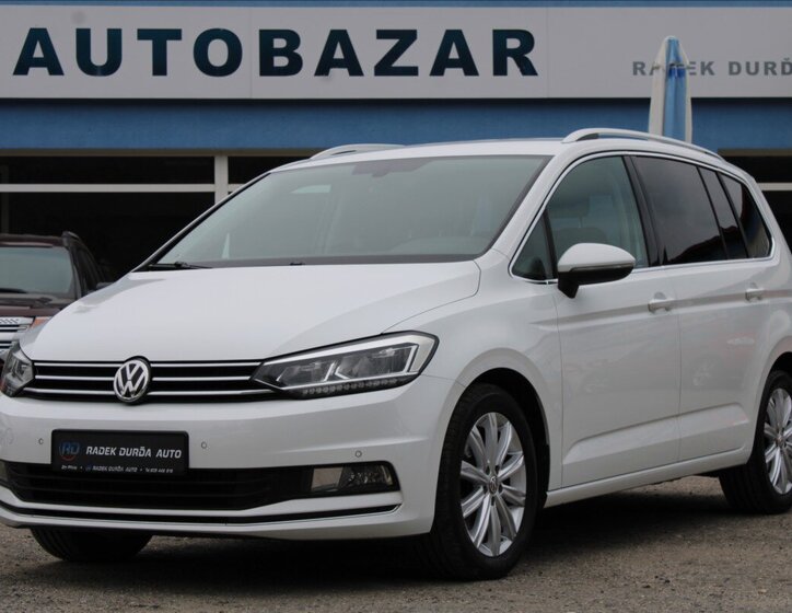 Volkswagen Touran 1