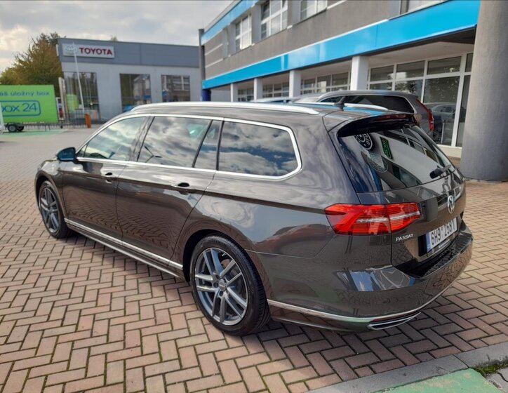 Volkswagen Passat Kombi 2,0 l 140 kw