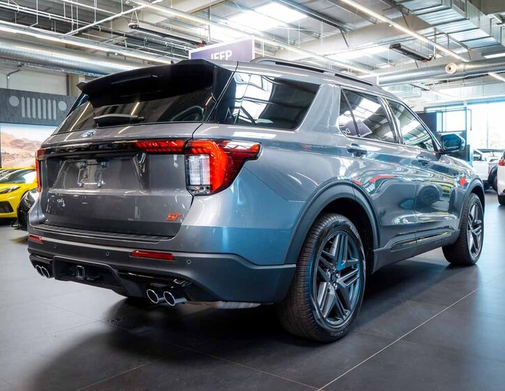 Ford Explorer SUV / Terénní 3,0 l 298 kw