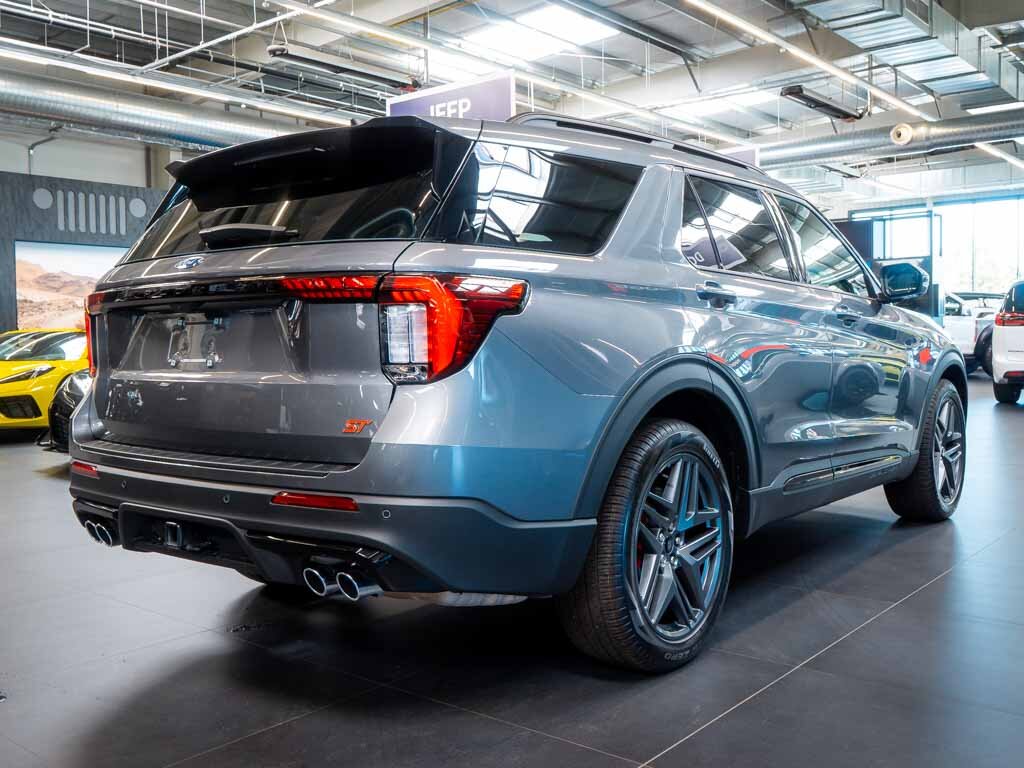 Ford Explorer SUV / Terénní 3,0 l 298 kw