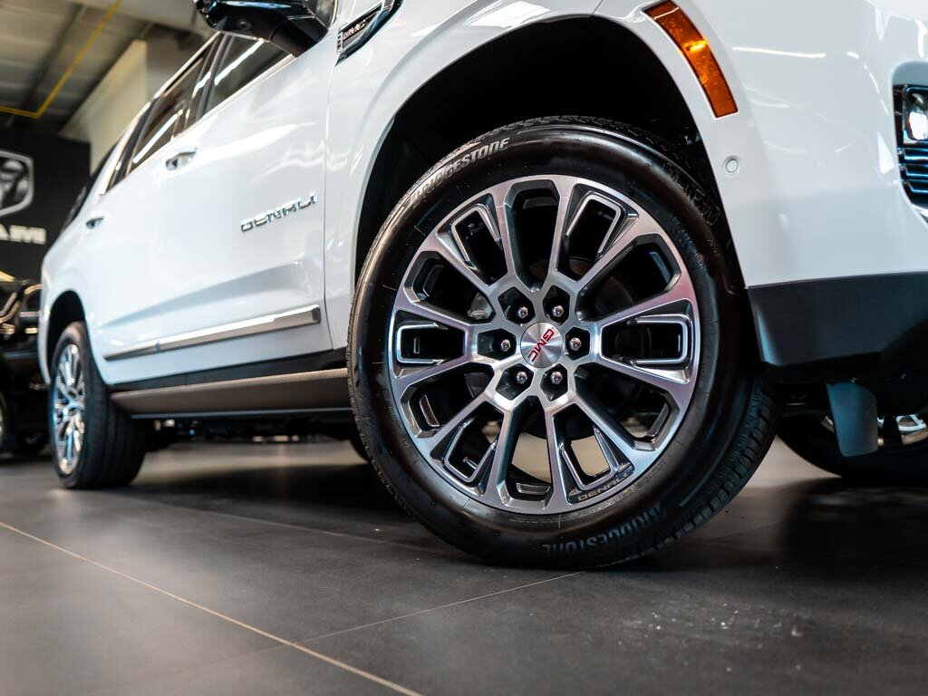 GMC Yukon SUV 6,2 l 313 kw