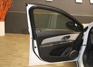 Chevrolet Cruze Sedan / Limuzína 2,0 l 120 kw