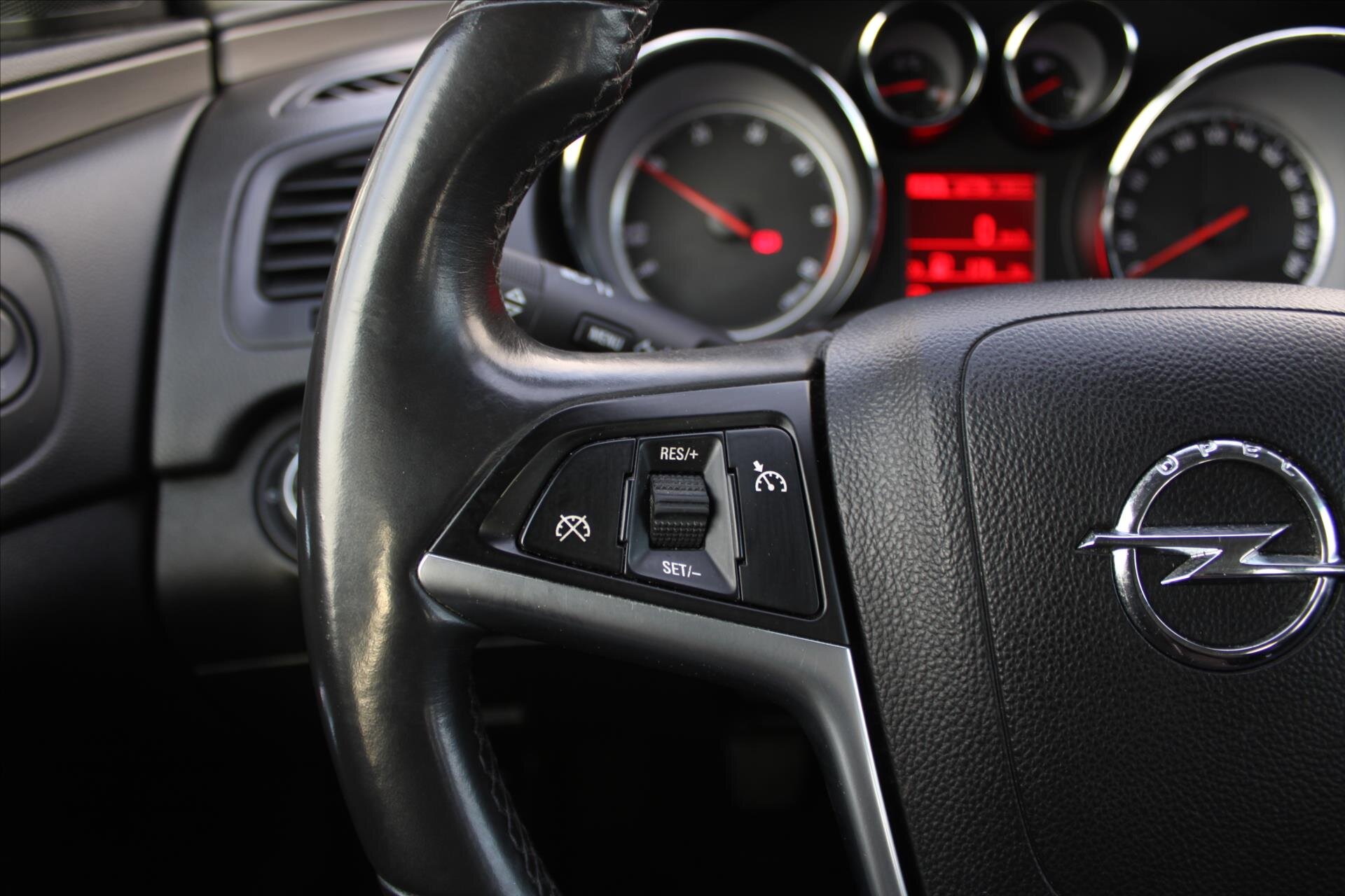 Opel Insignia Kombi 2,0 l 96 kw