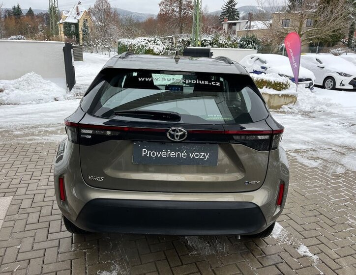 Toyota Yaris Cross 5