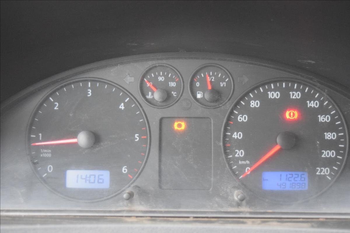 Volkswagen Transporter Kombi 2,5 l 96 kw