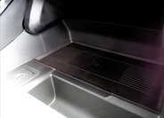 Land Rover Range Rover Velar SUV / Terénní 2,0 l 150 kw