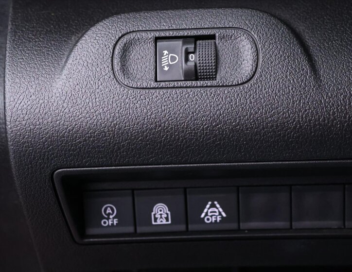 Peugeot Rifter MPV 1,5 l 96 kw