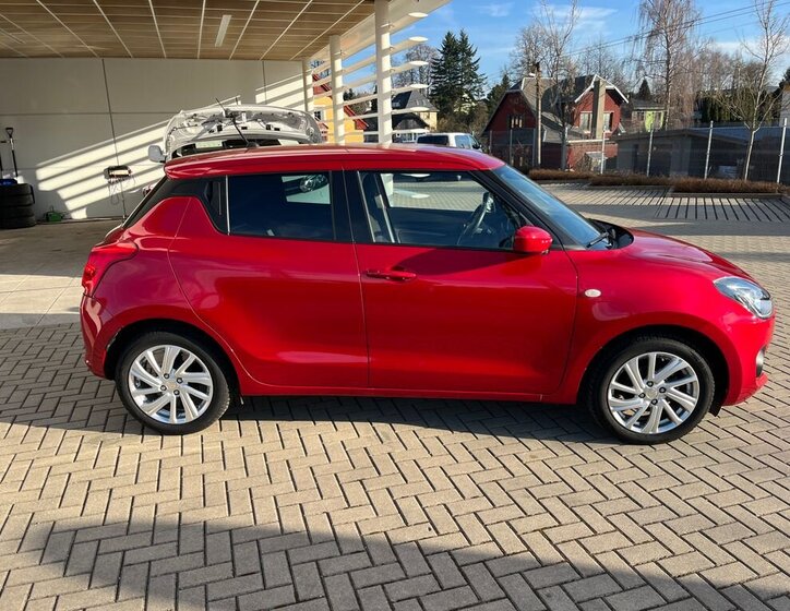 Suzuki Swift Hatchback 1,2 l 61 kw