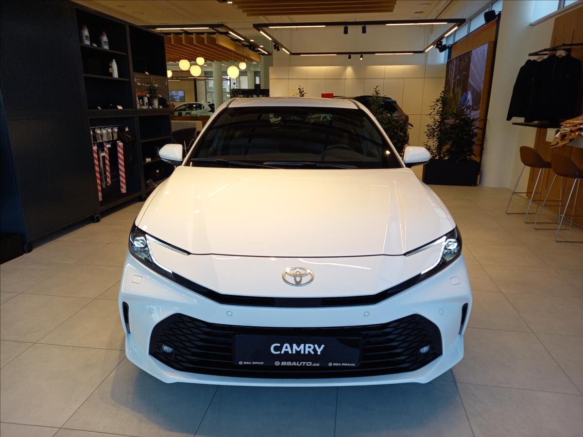 Toyota Camry Sedan 2,5 l 169 kw