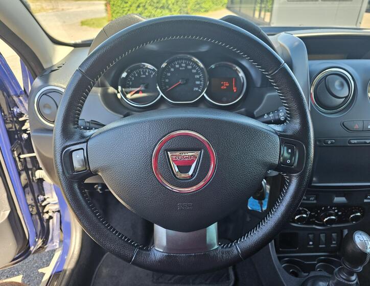 Dacia Duster 13