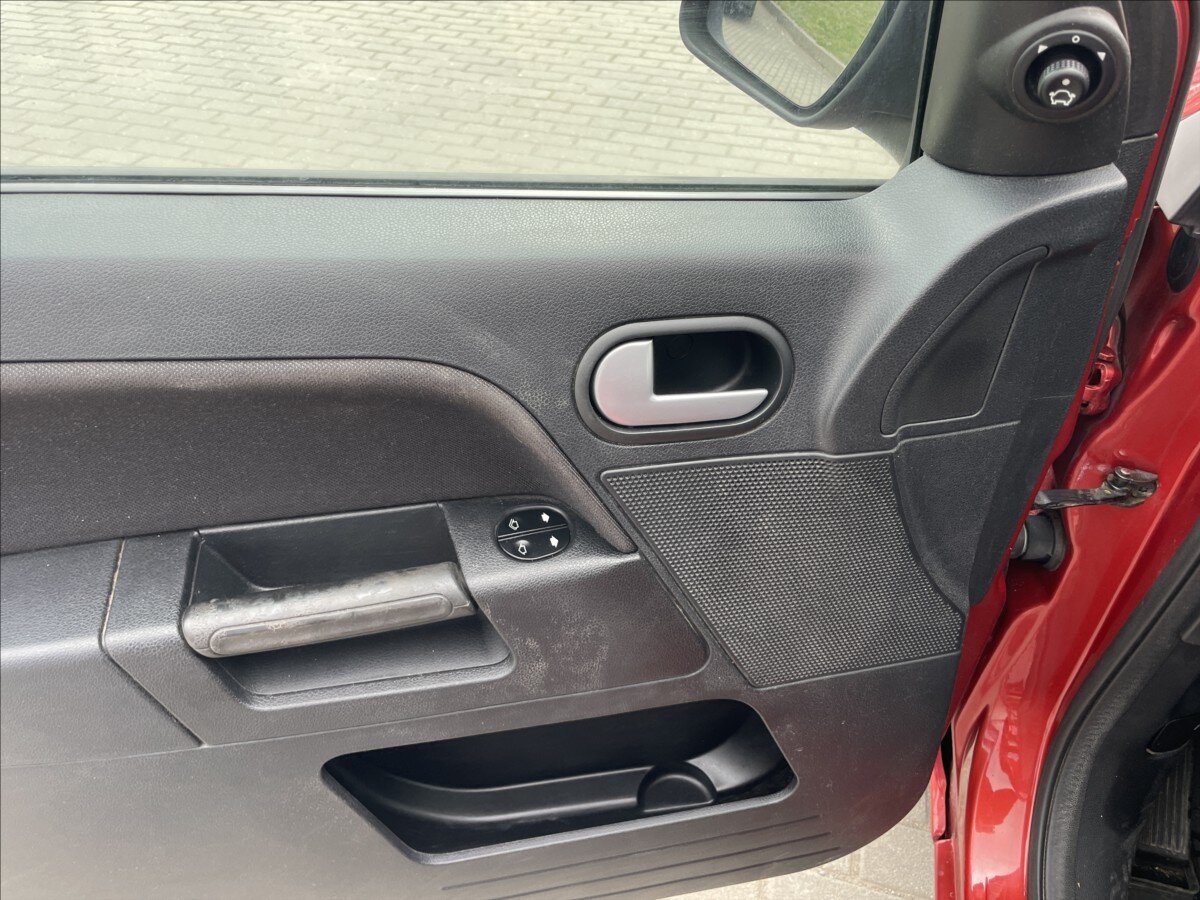 Ford Fusion Kombi 1,4 l 59 kw