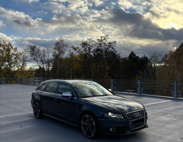 Audi S4 Kombi 0,0 245 kw