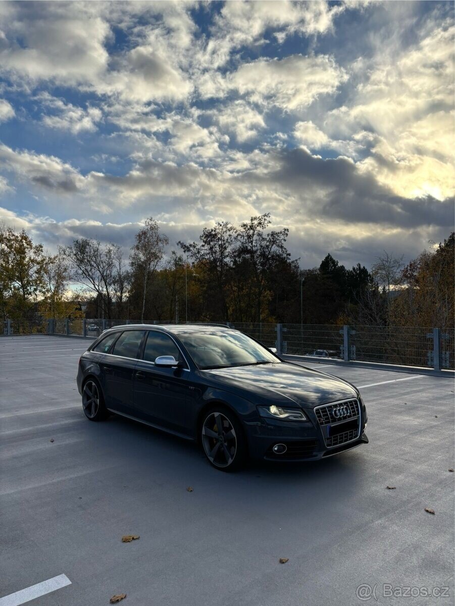 Audi S4 Kombi 0,0 245 kw