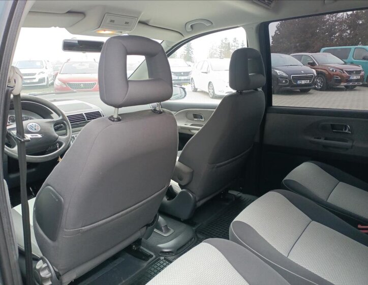 Volkswagen Sharan MPV 2,0 l 103 kw