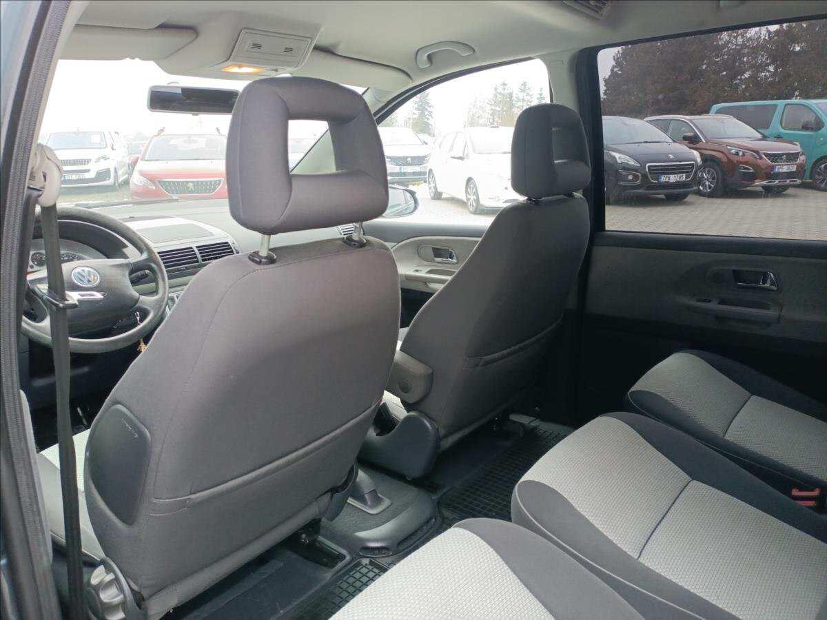 Volkswagen Sharan MPV 2,0 l 103 kw