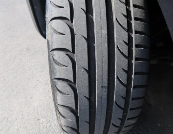 Seat Alhambra MPV 2,0 l 135 kw