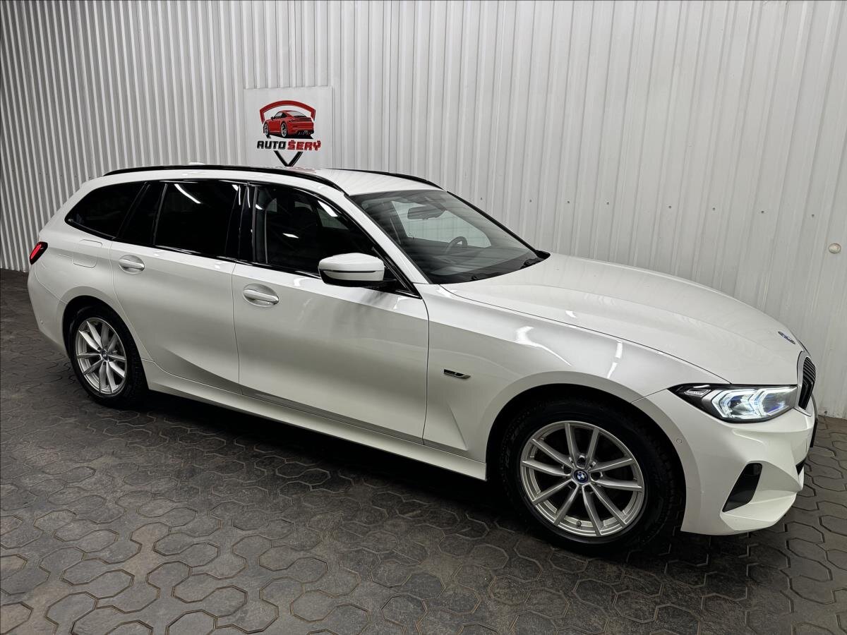 BMW Řada 3 Kombi 2,0 l 215 kw