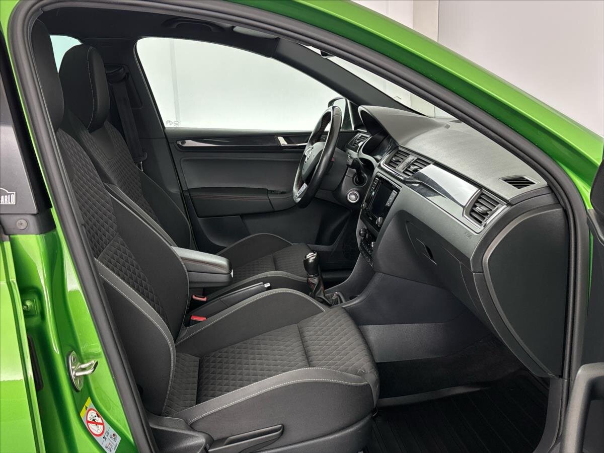 Škoda Rapid Hatchback 999,0 81 kw