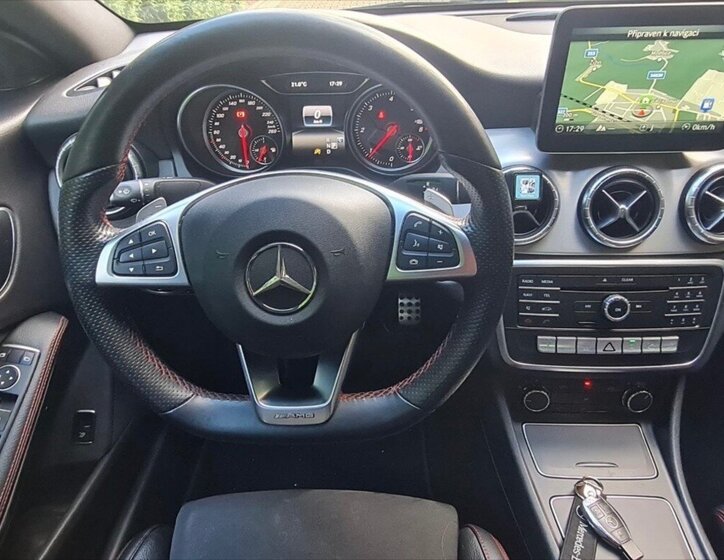 Mercedes-Benz CLA Sedan / Limuzína 0,0 80 kw