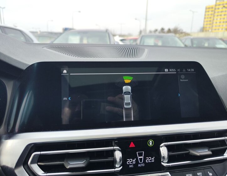 BMW Řada 3 Sedan / Limuzína 2,0 l 215 kw