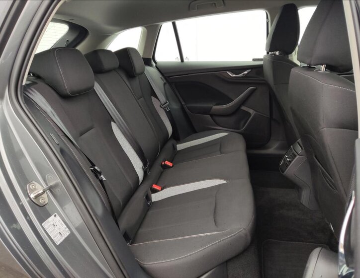 Škoda Scala Hatchback 999,0 85 kw