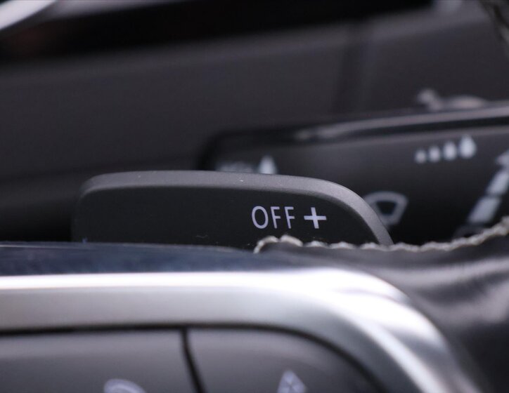 Volkswagen Passat Kombi 2,0 l 206 kw