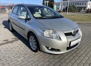 Toyota Auris 6
