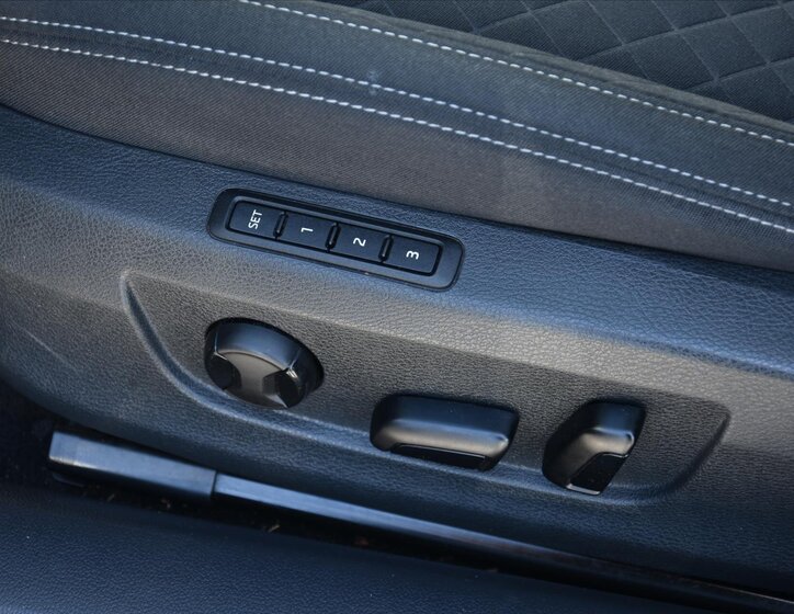 Škoda Superb Kombi 2,0 l 140 kw