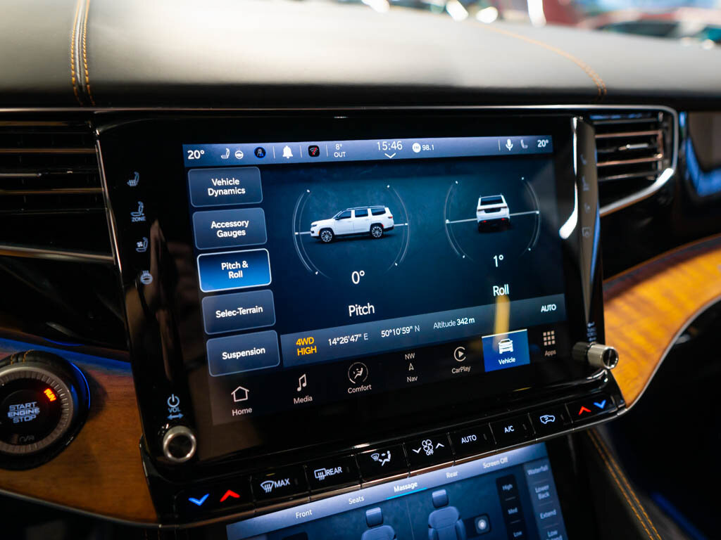 Jeep Grand Wagoneer SUV / Terénní 6,4 l 351 kw