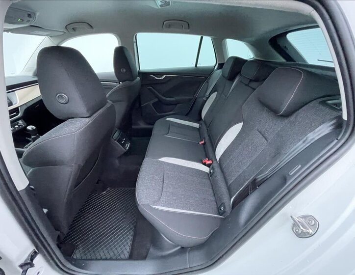 Škoda Scala Hatchback 999,0 81 kw