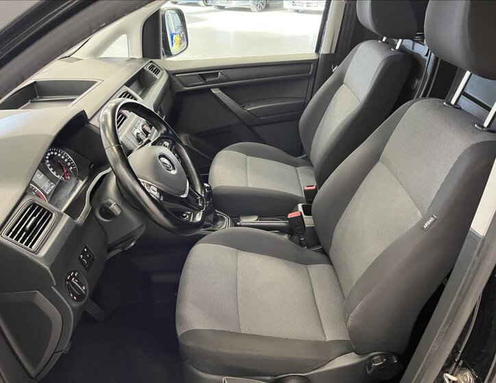 Volkswagen Caddy 18