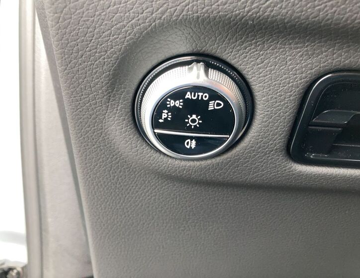 Mercedes-Benz EQE 21