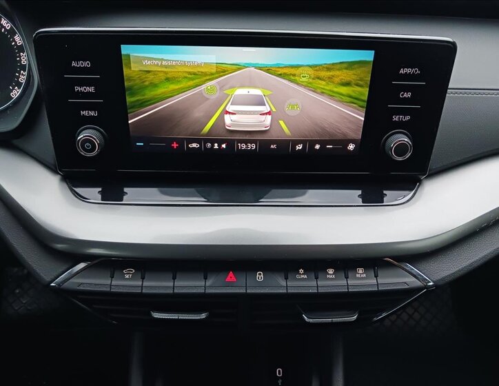 Škoda Octavia Sedan / Limuzína 2,0 l 85 kw